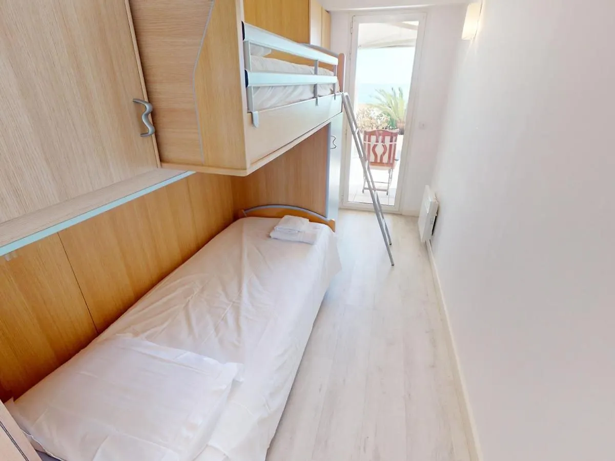 3 Pieces Climatise Avec Terrasse, Garage Et Wifi A Menton - Fr-1-196-342 Apartment